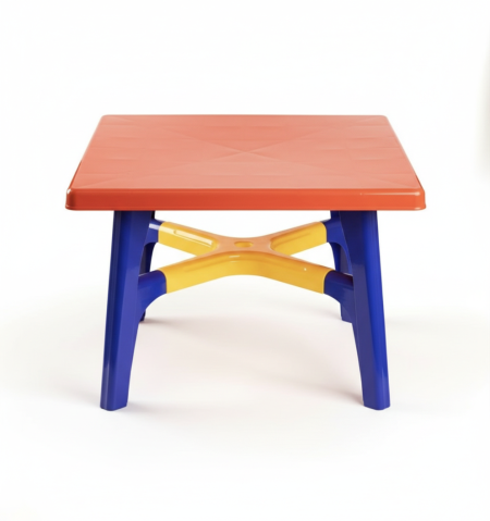 طاولة بلاستك مربعة