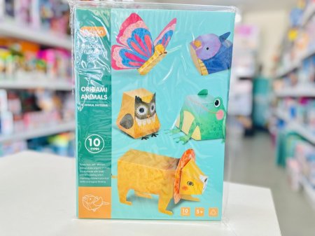 لعبة تصنيع مجسمات الحيوانات الكرتونية