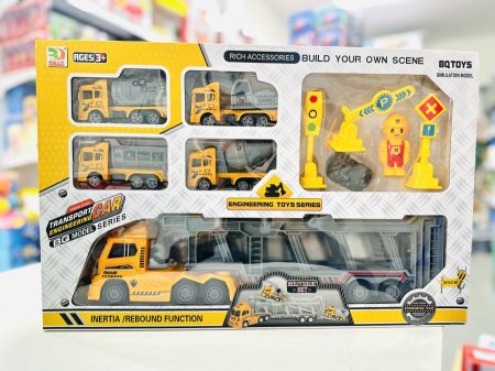 شاحنة اليات البناء او الإطفاء